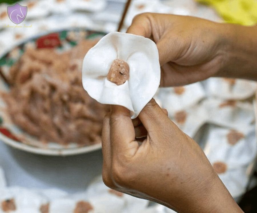 Making White Rose Dumplings in Hoi An 026391da