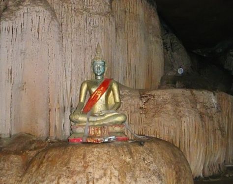 Vang Vieng Tham Hoi 04dceaa7
