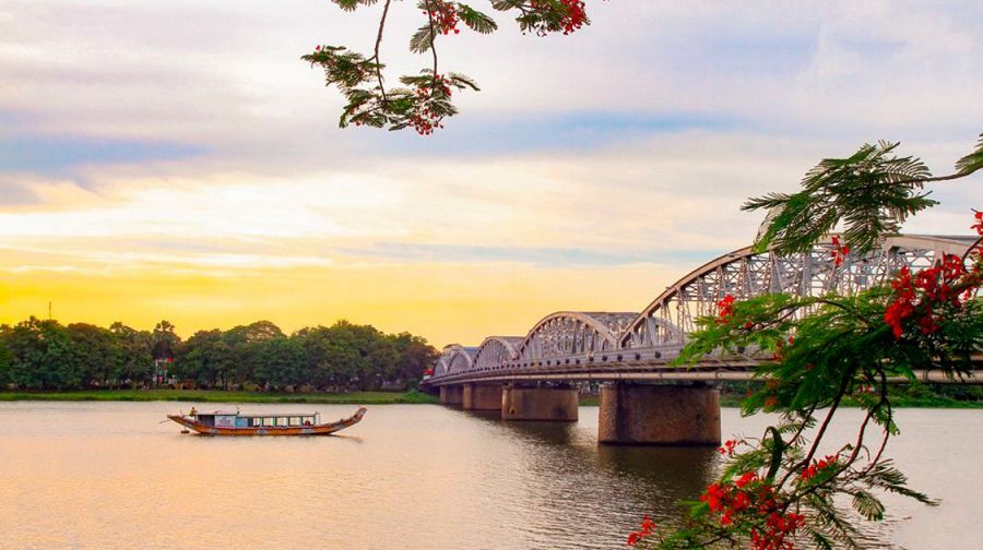 Best time to visit Hue