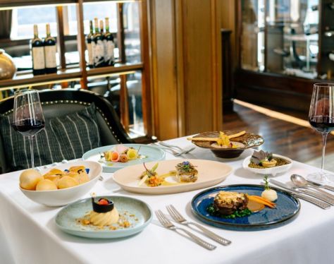 Sundeck Dinner 1786c727