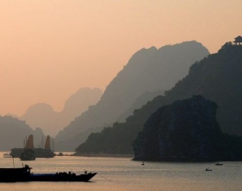 titop island in halong bay 1bc9f82d
