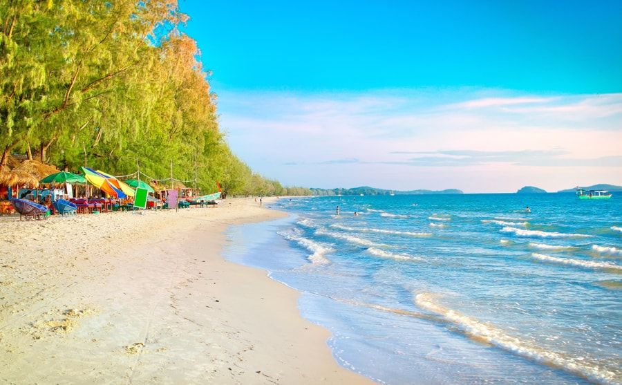 Ochheuteal Beach is one of the most famous beaches in Sihanoukville 1fb40091