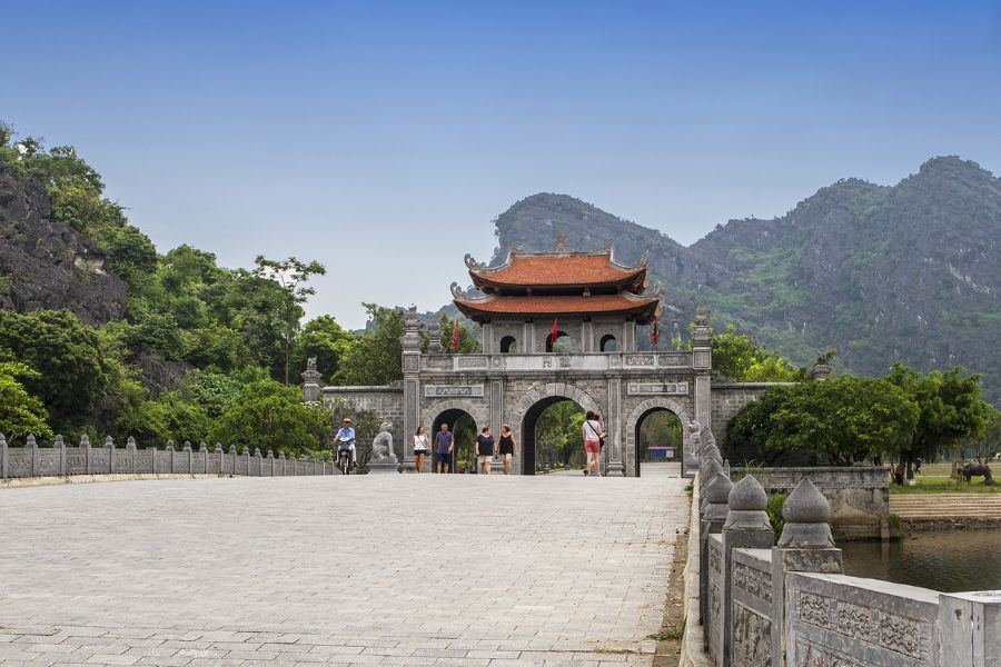 Temple of King Dinh Tien Hoang Hoa Lu 23263d28