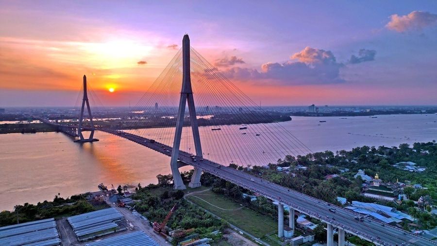 Can Tho Bridge is the longest cable stayed bridge in Vietnam 27368502