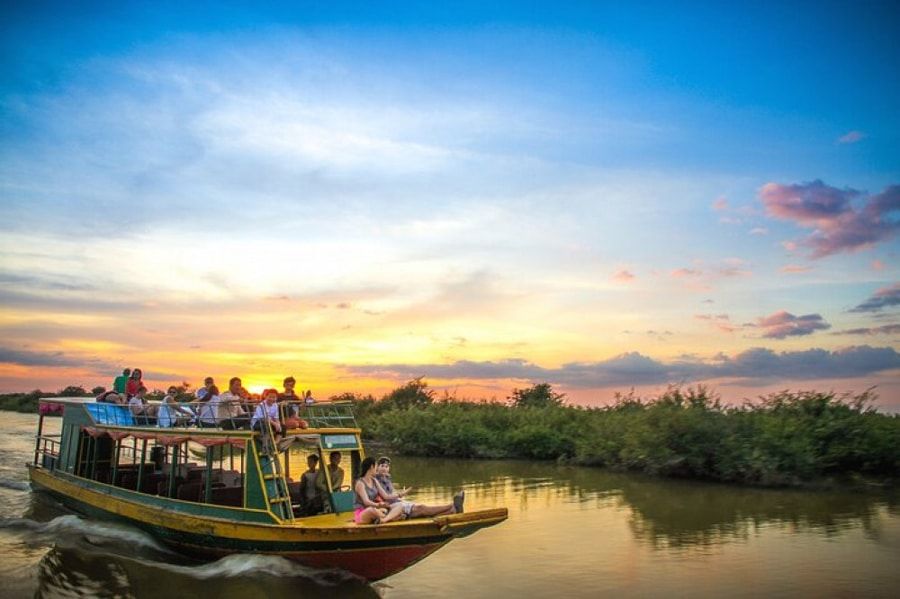 Private Boat from Battambang to Siem Reap via Tonle Sap Lake 2ce102ca