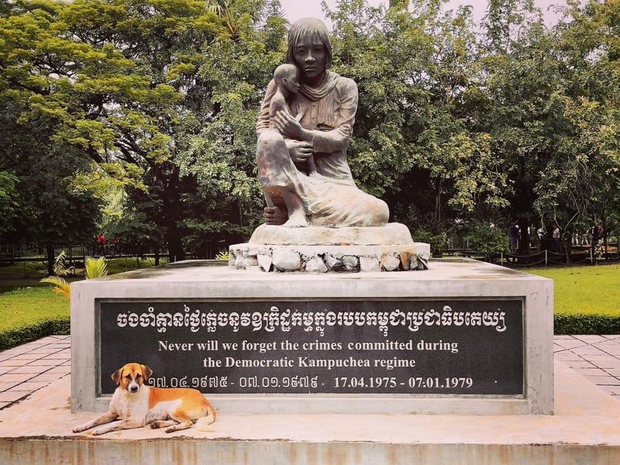 sacred memorial site in Choeung Ek 34c25790