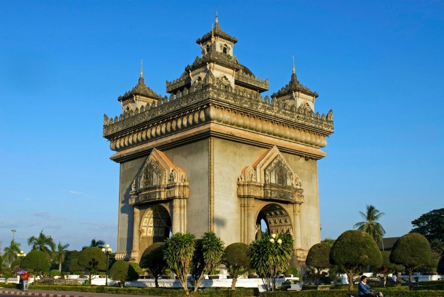 Vientiane Patuxai Victory Monument 6 390bc805