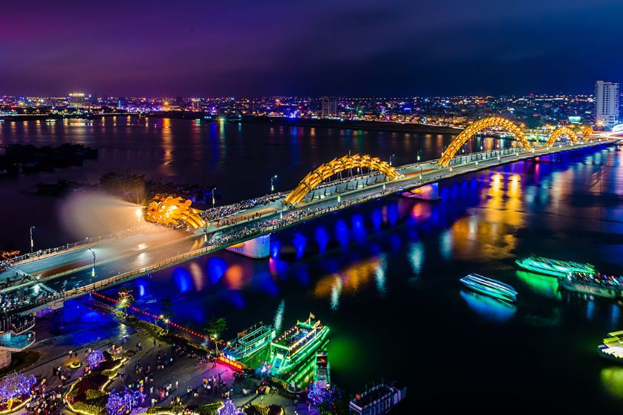 Da Nang at night in september