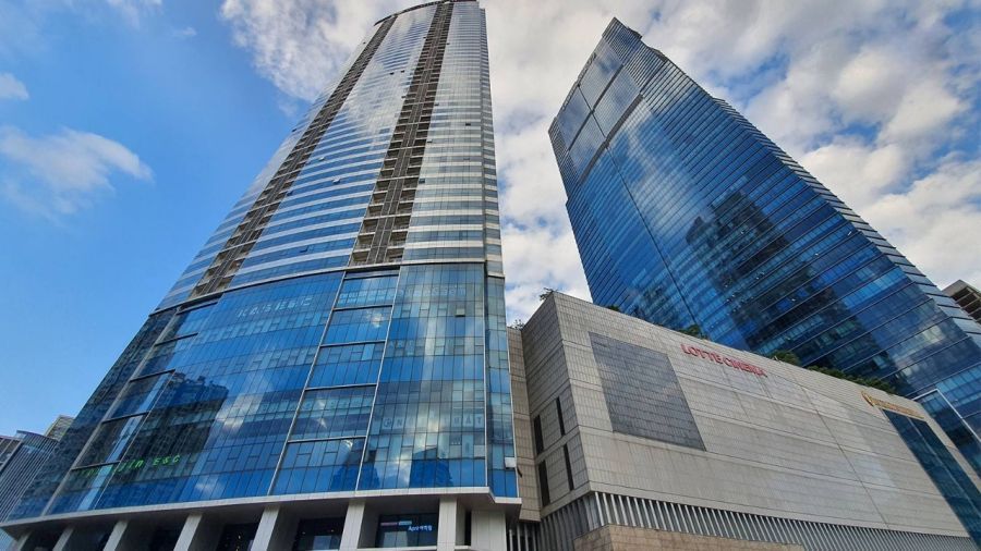 landmark 72