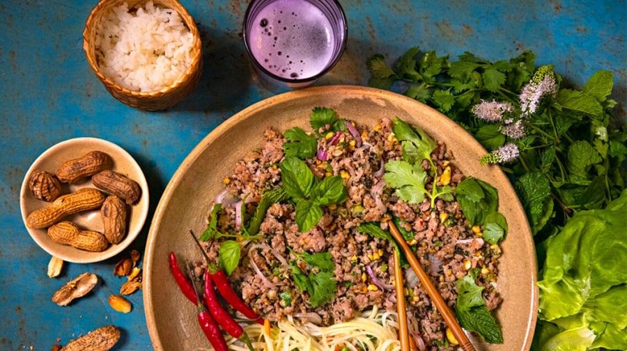 Laap is one of the most popular Lao dishes 402cd3ca