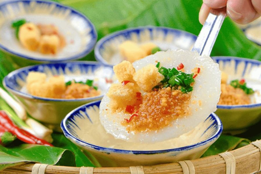 Banh Beo is a popular street food from Vietnam 4199c843