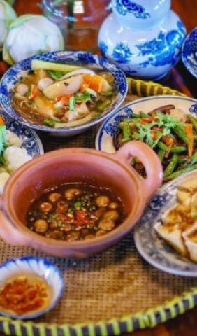 Foods in Hue e1753841845761 46720c09