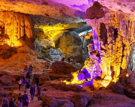 Halong Bay Sung Sot Cave 1 548faebc