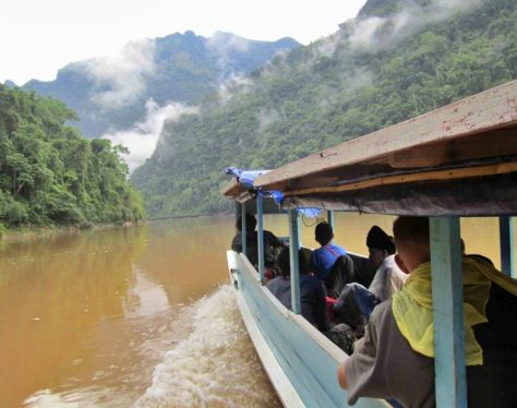 Vang Vieng Nam Song River Boat 589bc40f