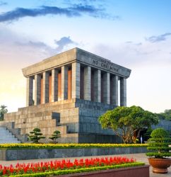 Hanoi Ho Chi Minh Mausoleum 1 59c586be