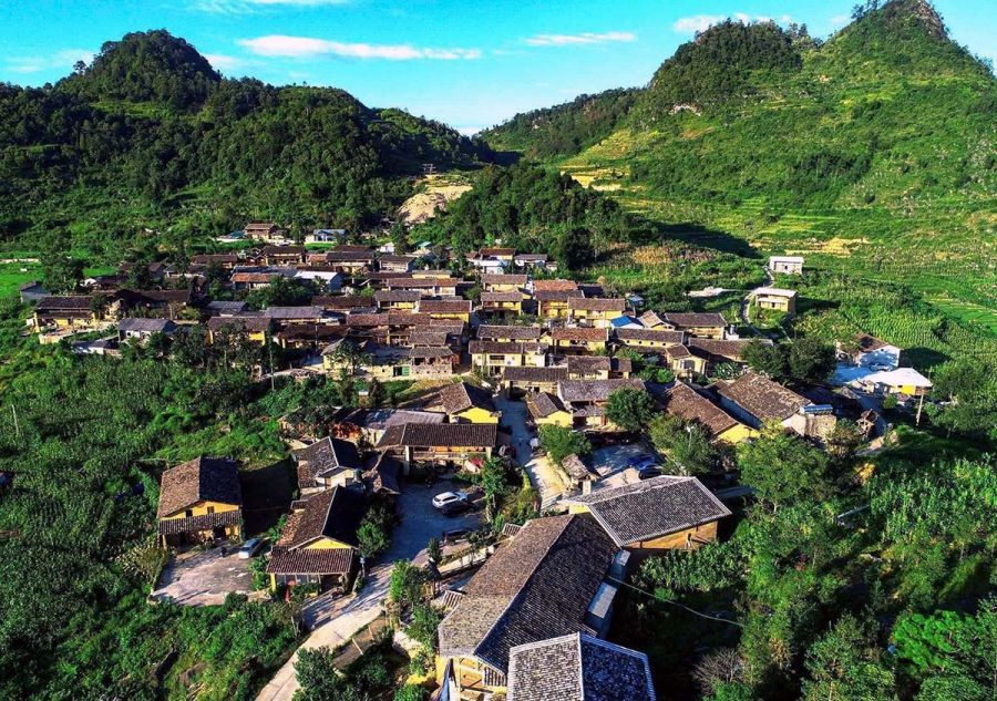 Lo Lo Chai Village