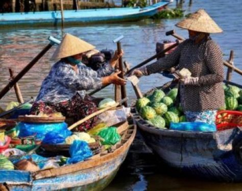 Mekong Delta Cai Rang Floating Market 6 e1753844797716 648fe85f