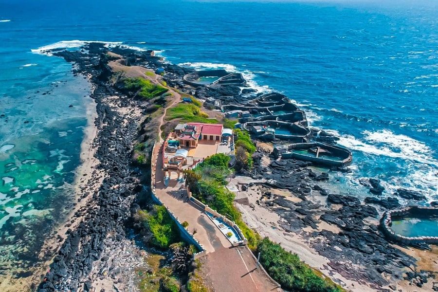 Phu Quy Island is a pristine island destination off the coast of Binh Thuan 7791ca97