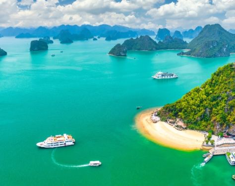 Halong Bay Ti Top Island 2 7b0bfca4