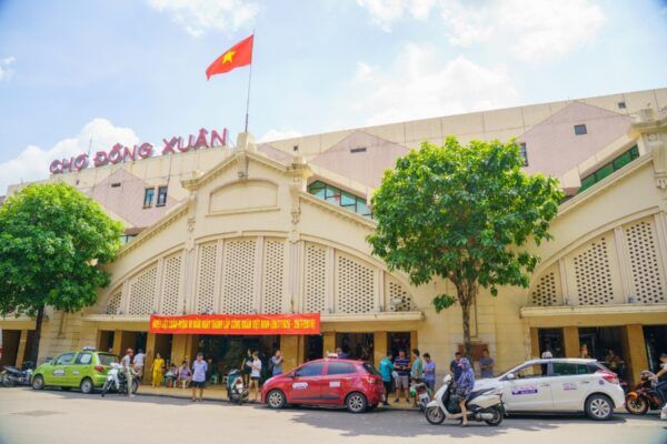 Hanoi Dong Xuan Market 4 e1753845452211 7be1da91
