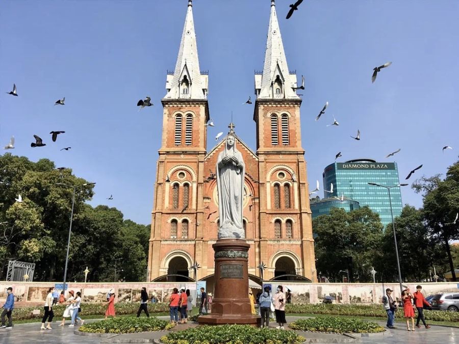 notre dame cathedral of saigon 80e777de