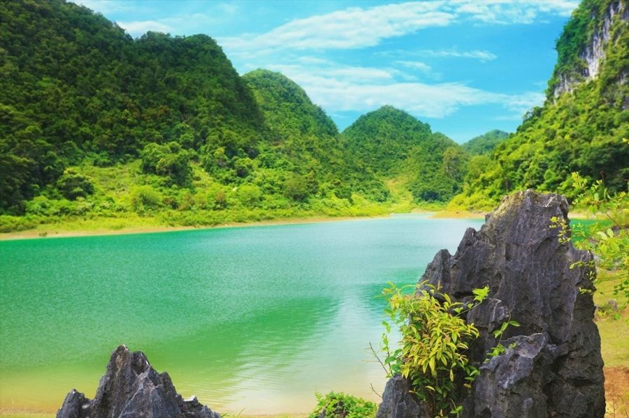 Thang Hen Lake in Cao Bang 8c97d5d9