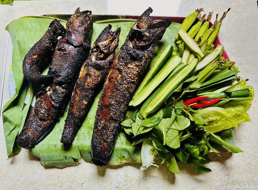 Grilled Mekong River Fish (Banana-Leaf Grilled Fish)