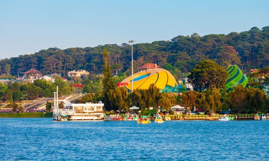 Da Lat Xuan Huong Lake 3 a1e75806