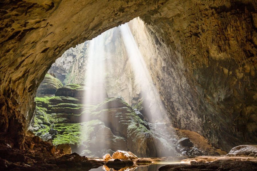 Seni Caves in Vietnam b2530a77