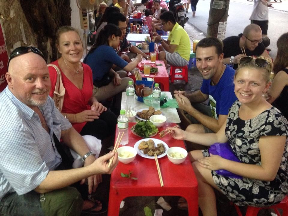 hanoi street food c5117c33