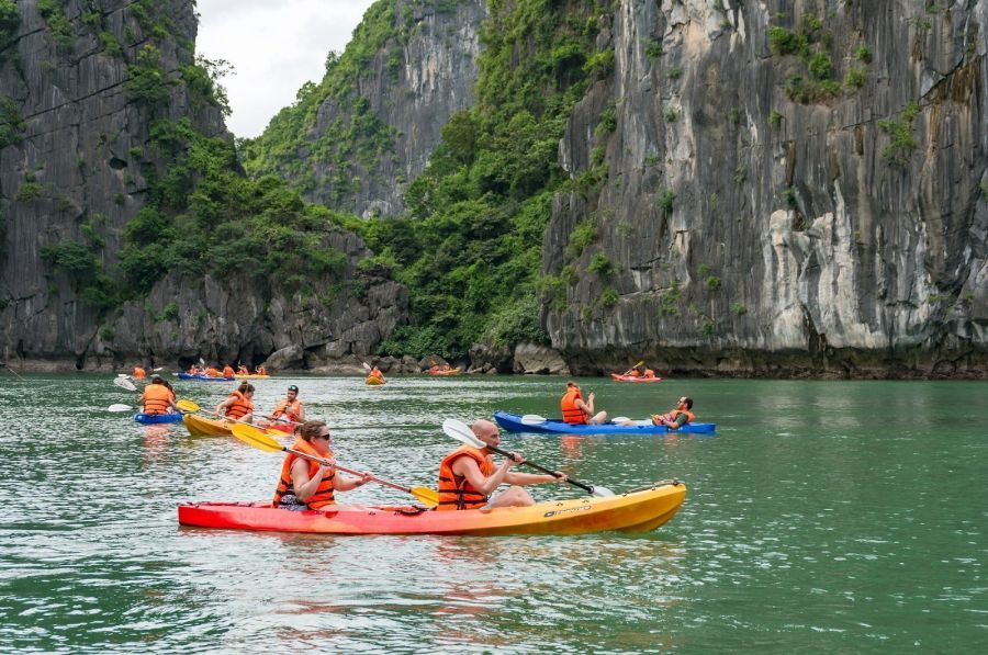 Seni Things to do in Halong Bay c9b1457c