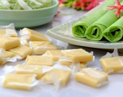 coconut candy in vietnam c9990842