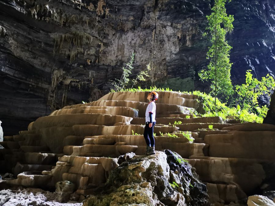 hang tien cave