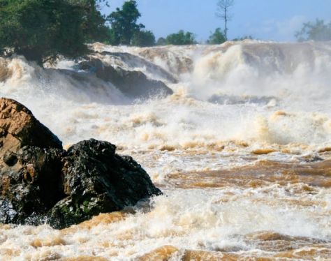 Pakse Khone Phapheng waterfall 1 d458661d