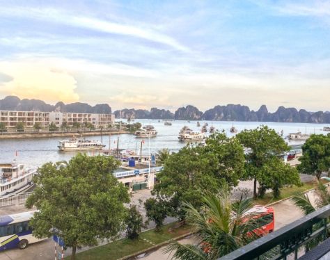 Halong Bay Tuan Chau Island 1 df77f336