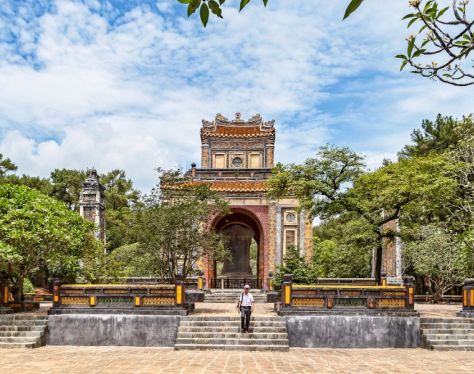 Hue Tomb of EmpererTuDuc 1 e4da9621