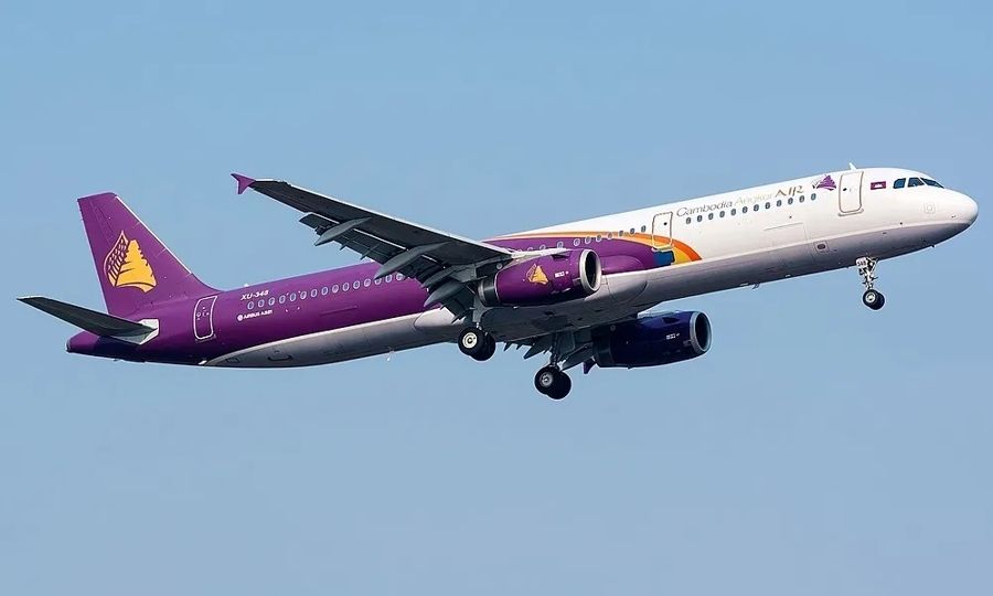 Phnom Penh to Siem Reap on Cambodia Angkor Air e888edea