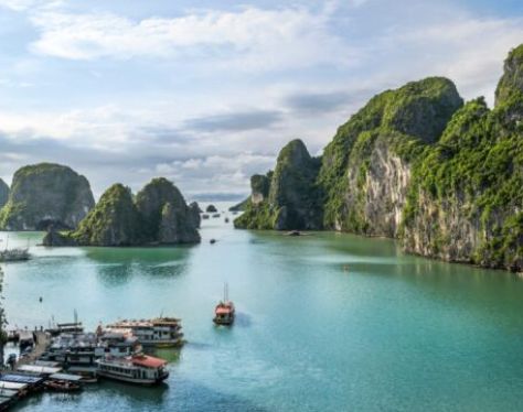 Halong Halong Bay 16 e1753845224915 ebbe8b9c