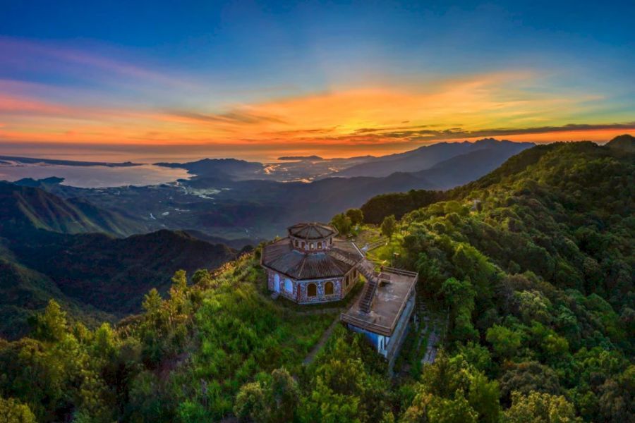 Bach Ma National Park