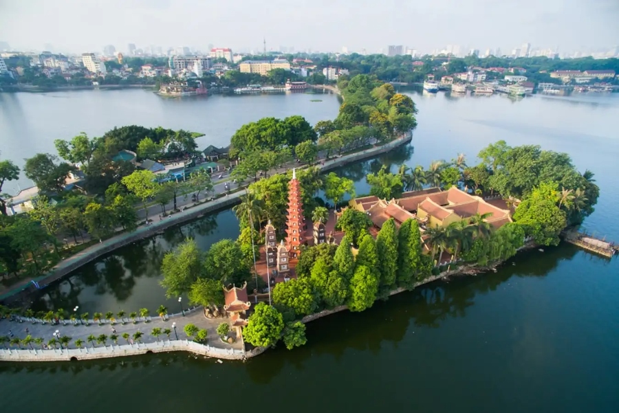 Hanoi Tran Quoc Pagoda 5