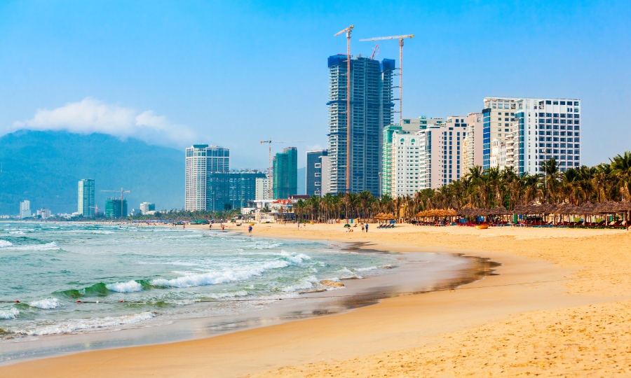 My Khe Beach has both natural and historical meaning