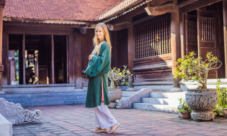 wear Ao dai in Temple of Literature