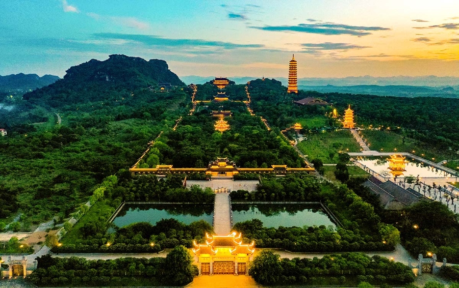 Ninh Binh Bai Dinh Pagoda