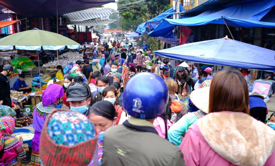 Bac Ha Market