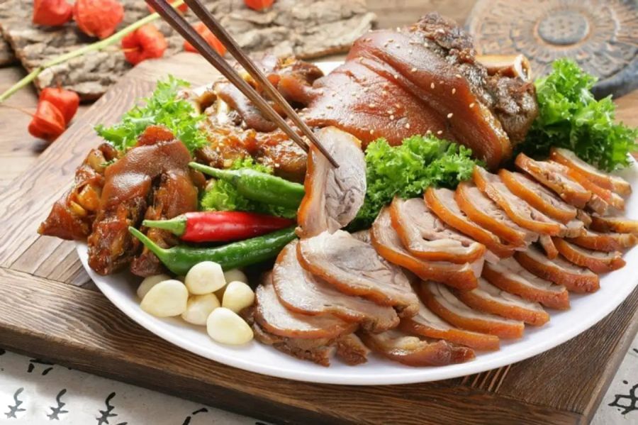 Lon Cap Nach (Grilled Free-Range Pork)