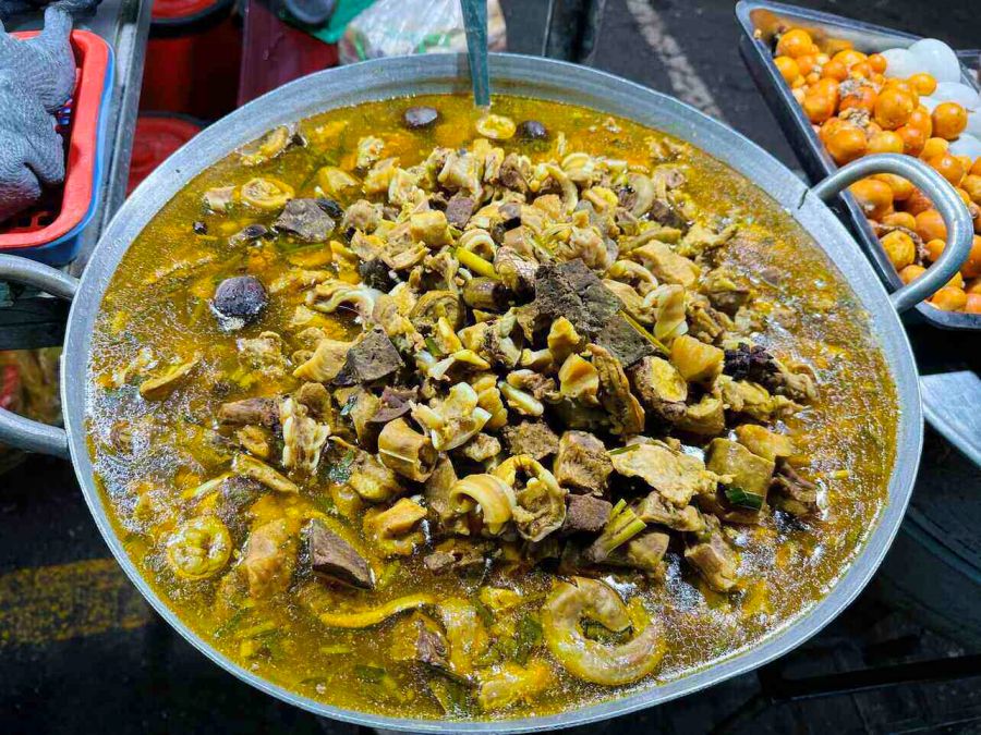 Thang Co (Horse Meat Stew)