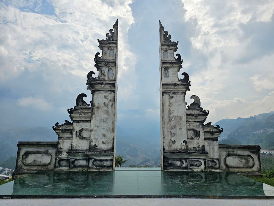 Moana Sapa Heaven Gate