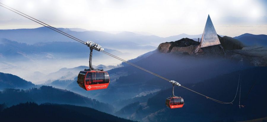 Reach The Mount Fansipan By A Cable Car