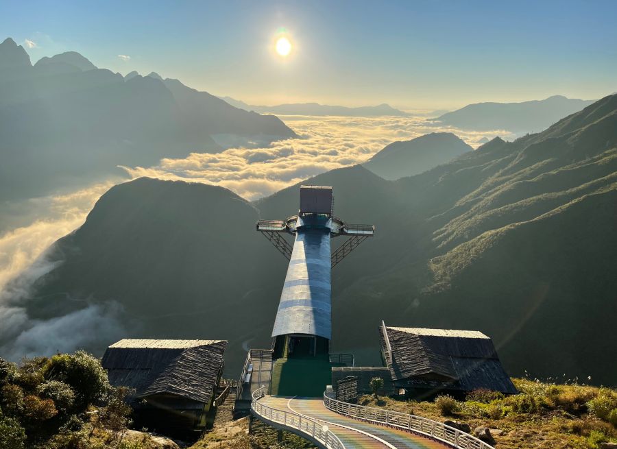 Rong May Glass Bridge