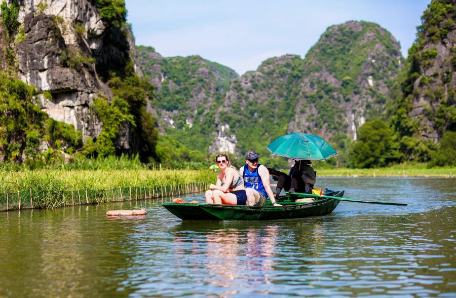 Tam Coc boat trip